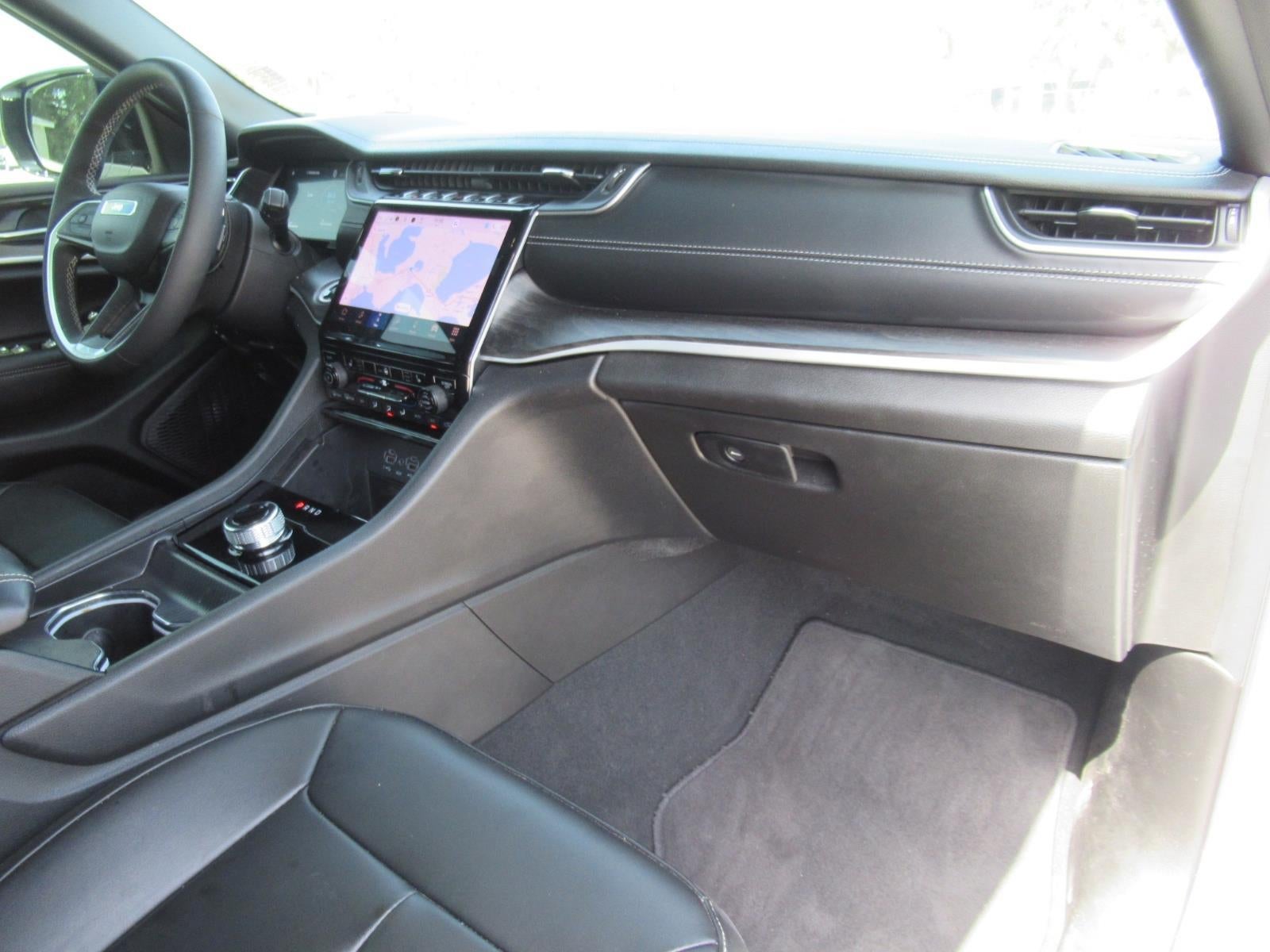 2025 Jeep Grand Cherokee Limited 4x2