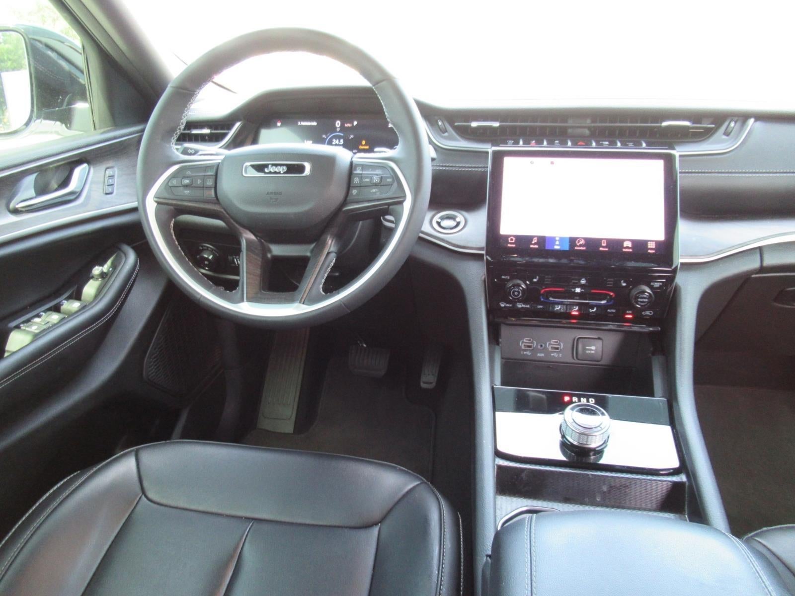 2025 Jeep Grand Cherokee Limited 4x2