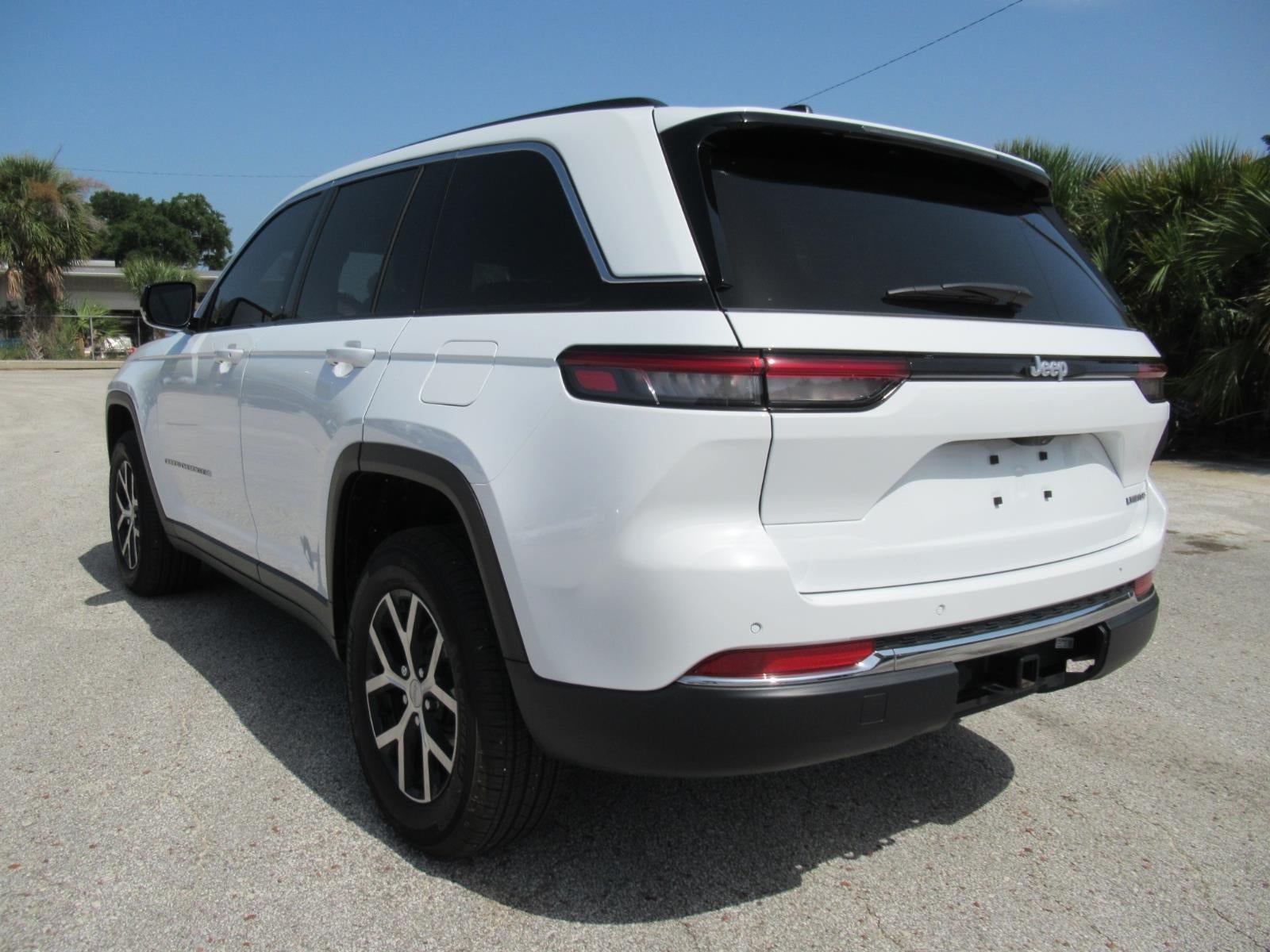 2025 Jeep Grand Cherokee Limited 4x2