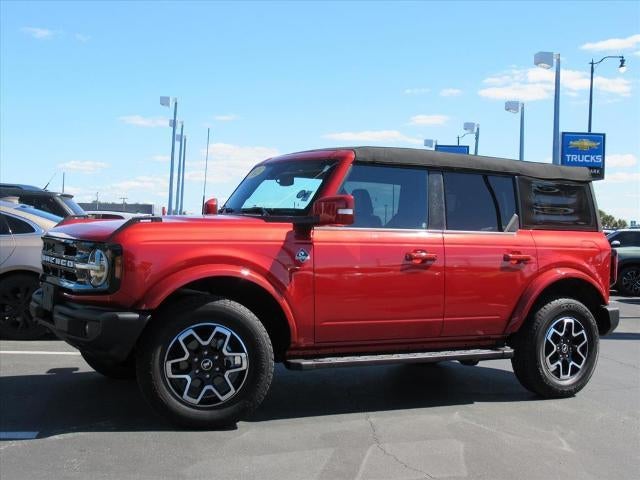 2023 Ford Bronco Base