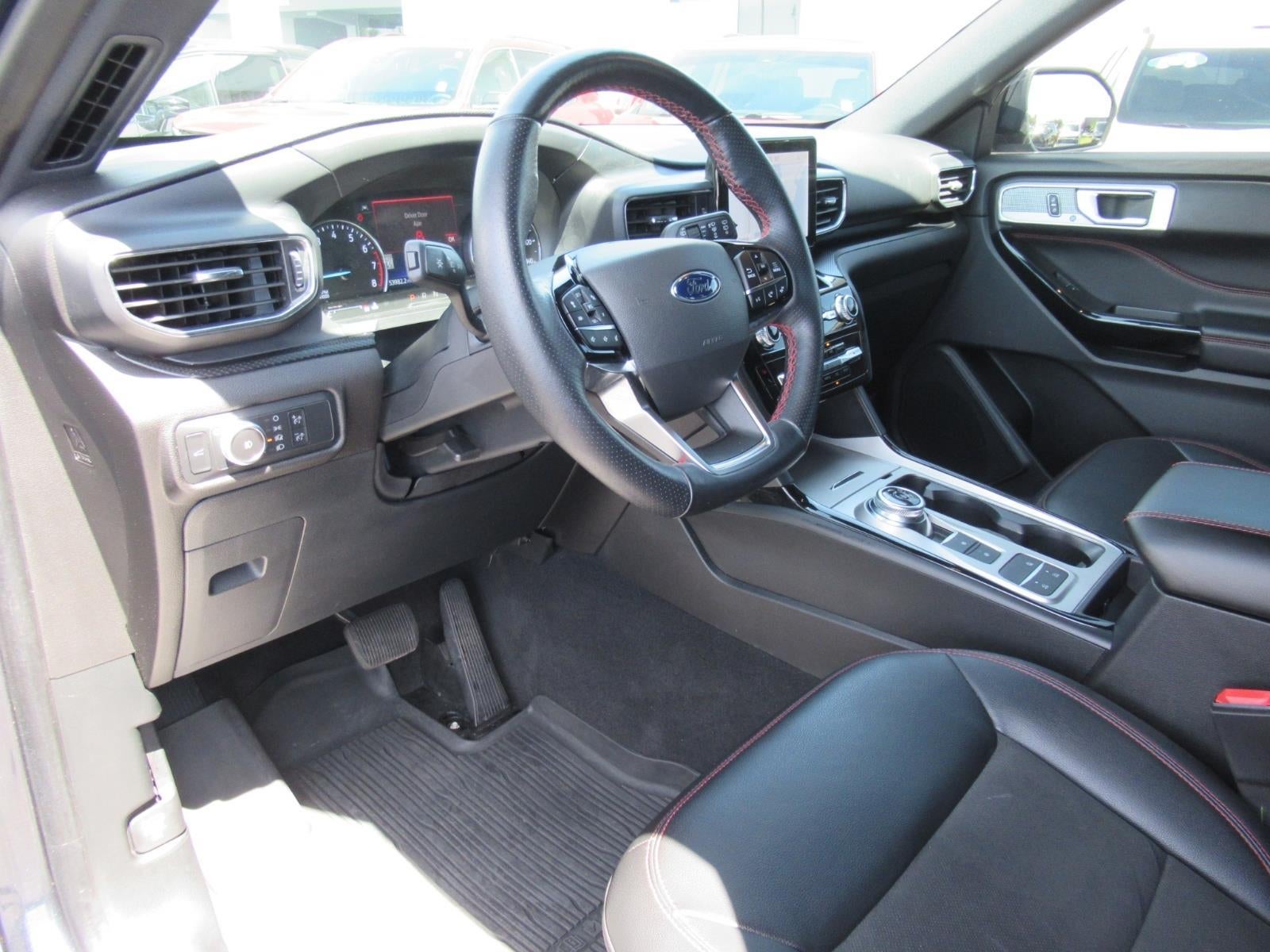 2022 Ford Explorer ST-Line
