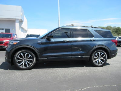2022 Ford Explorer ST-Line