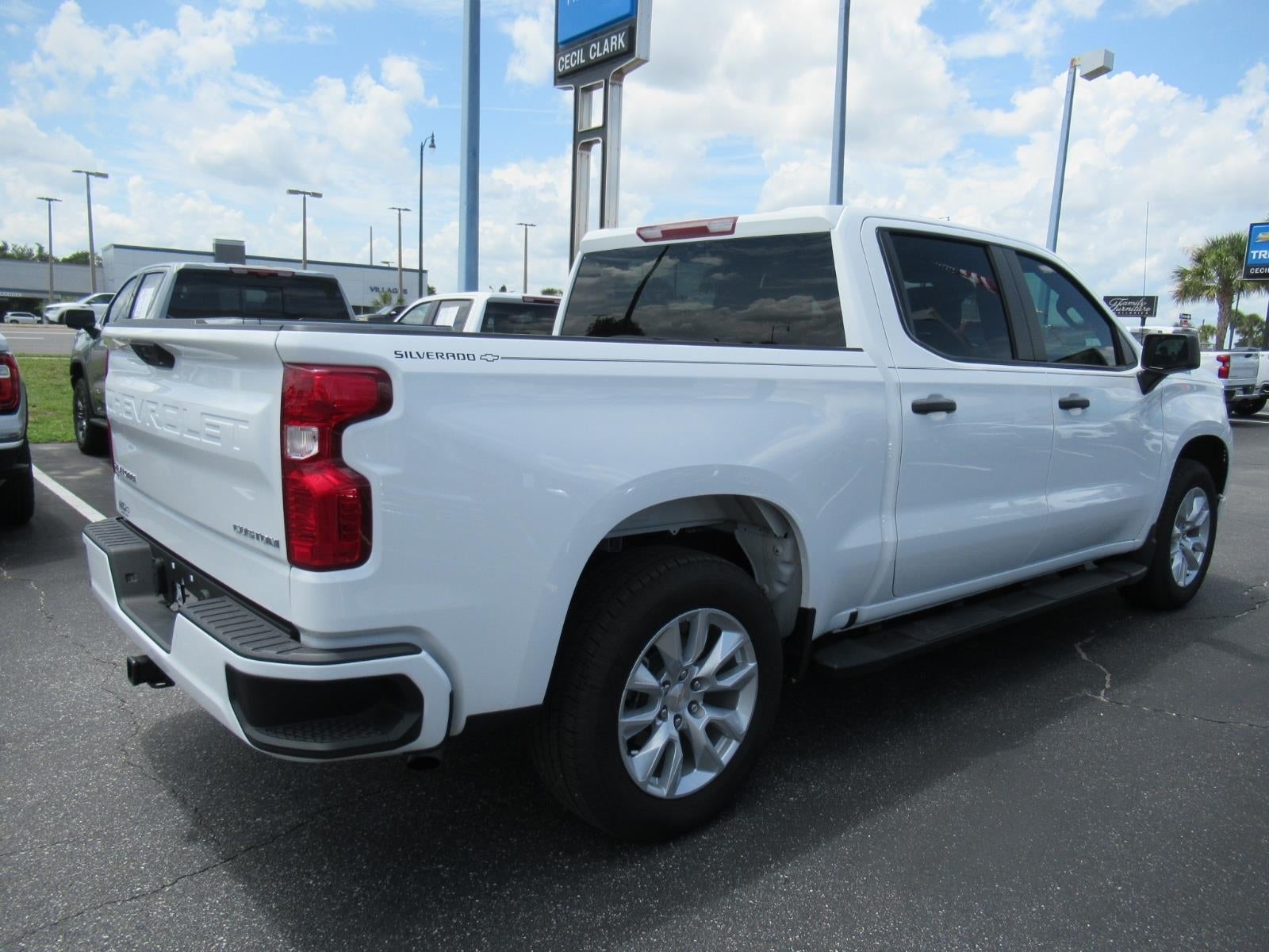 2025 Chevrolet Silverado 1500 Custom