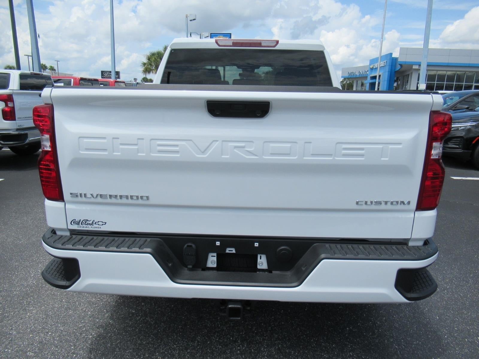 2025 Chevrolet Silverado 1500 Custom
