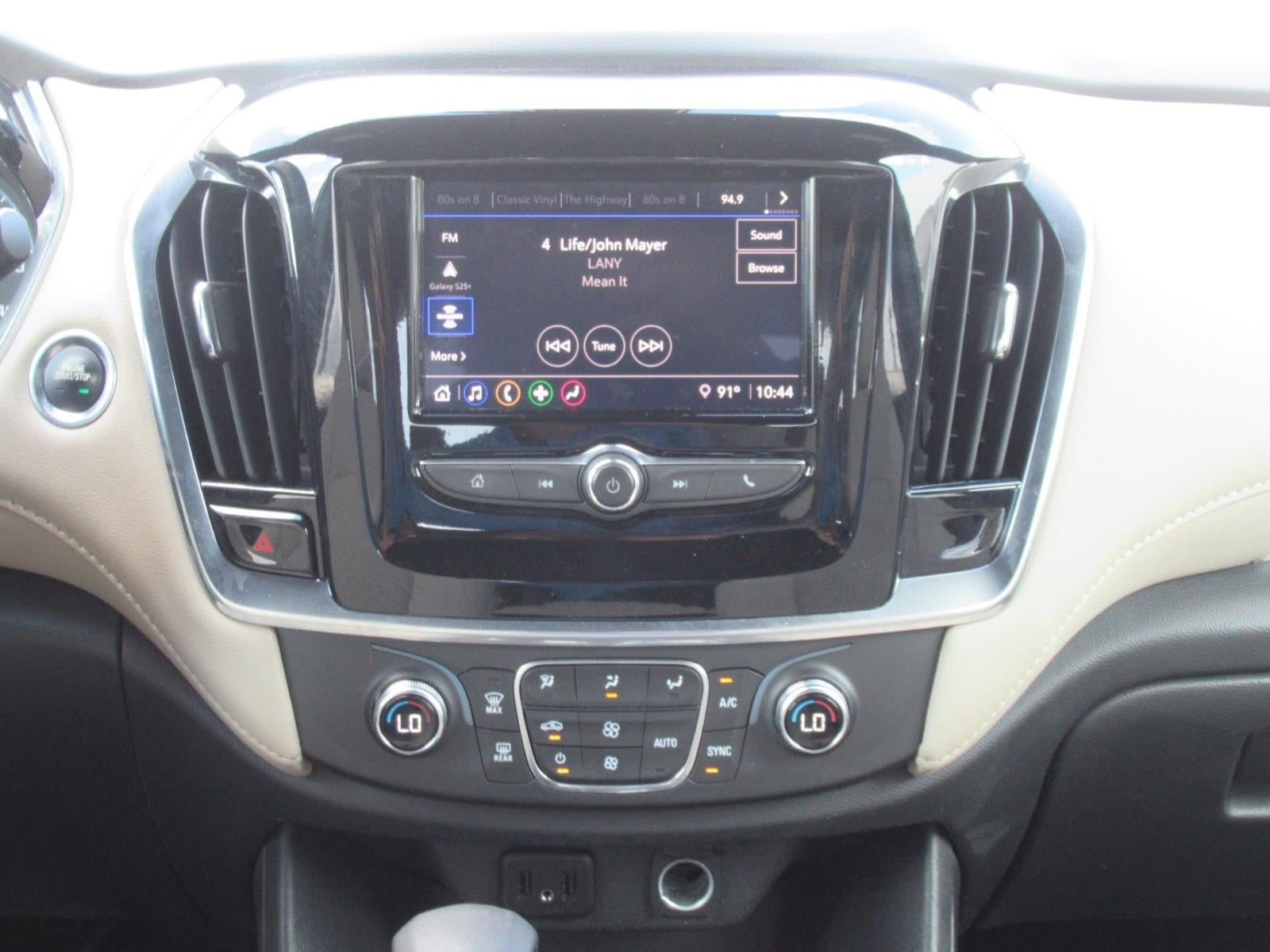 2022 Chevrolet Traverse LS