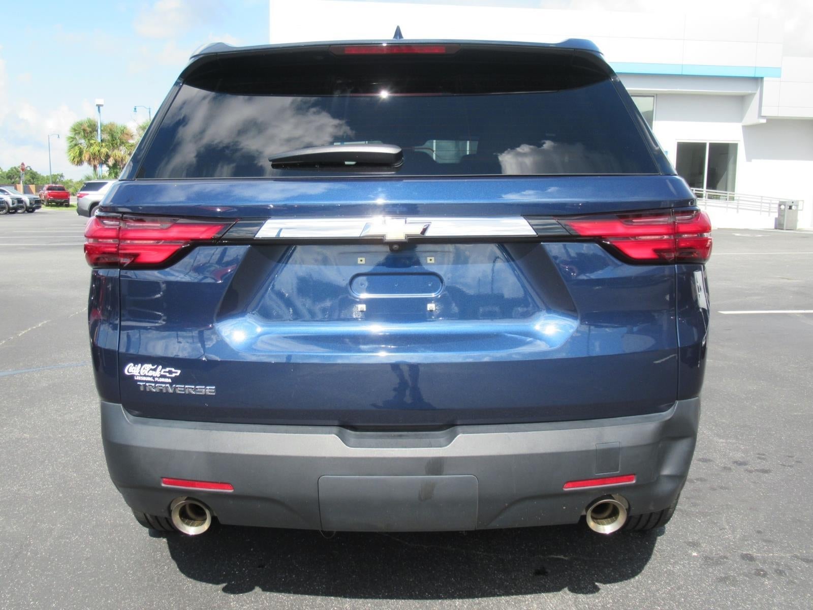 2022 Chevrolet Traverse LS