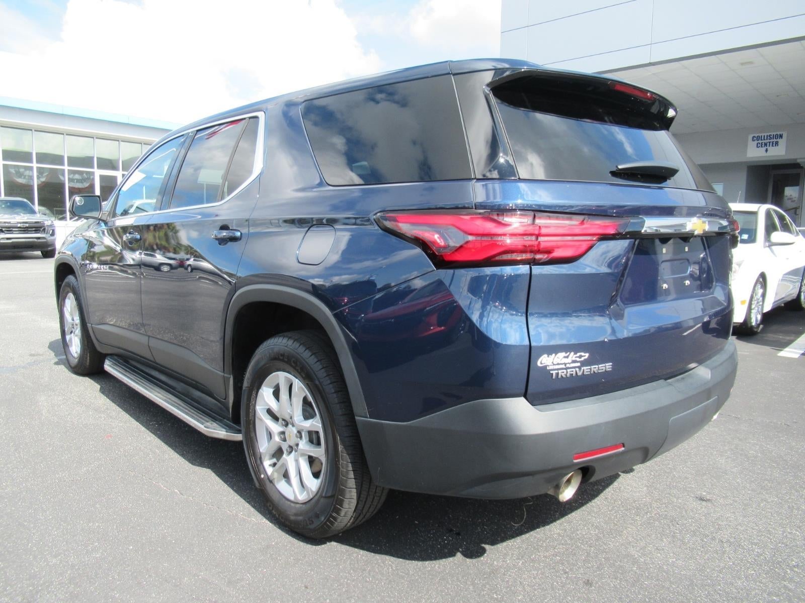 2022 Chevrolet Traverse LS