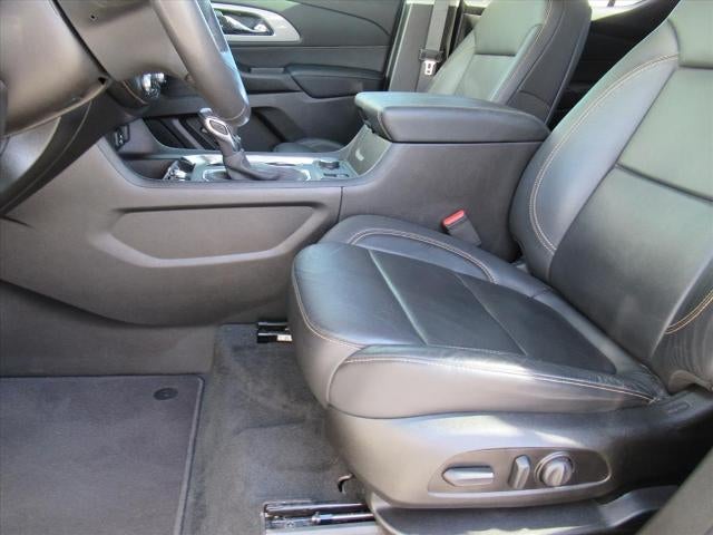 2021 Chevrolet Traverse RS