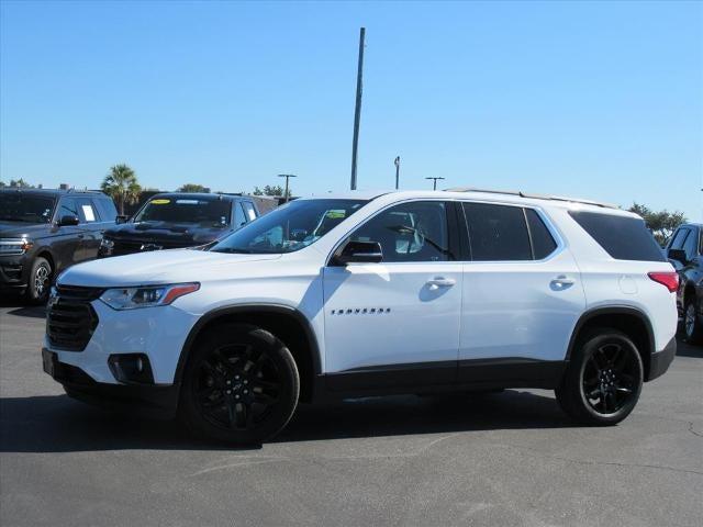 2021 Chevrolet Traverse LT Cloth