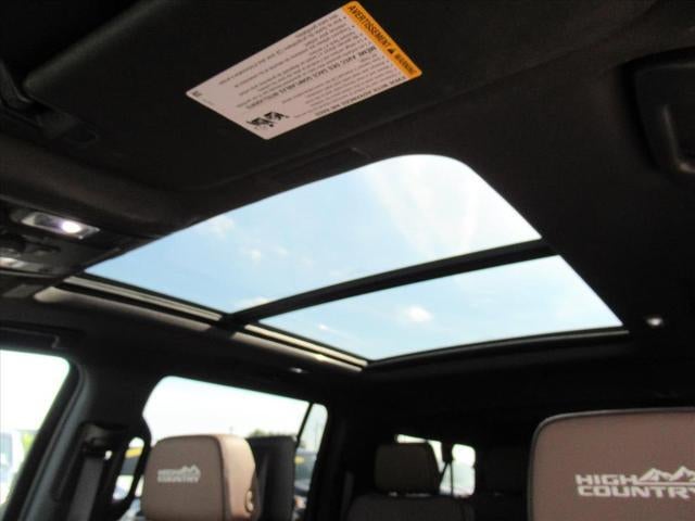 2025 Chevrolet Suburban High Country