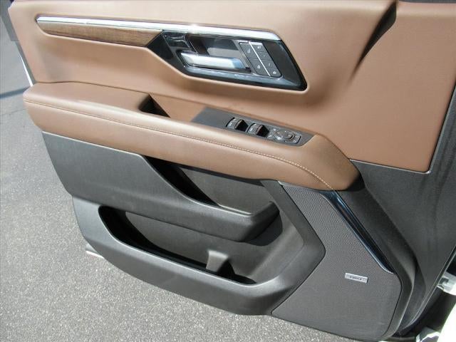 2025 Chevrolet Suburban High Country