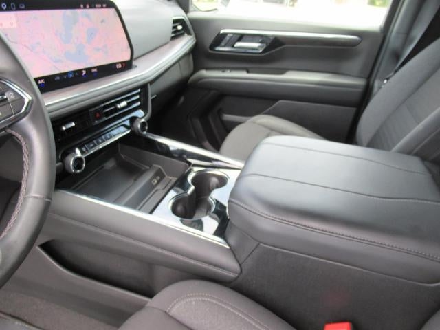 2025 Chevrolet Tahoe LS