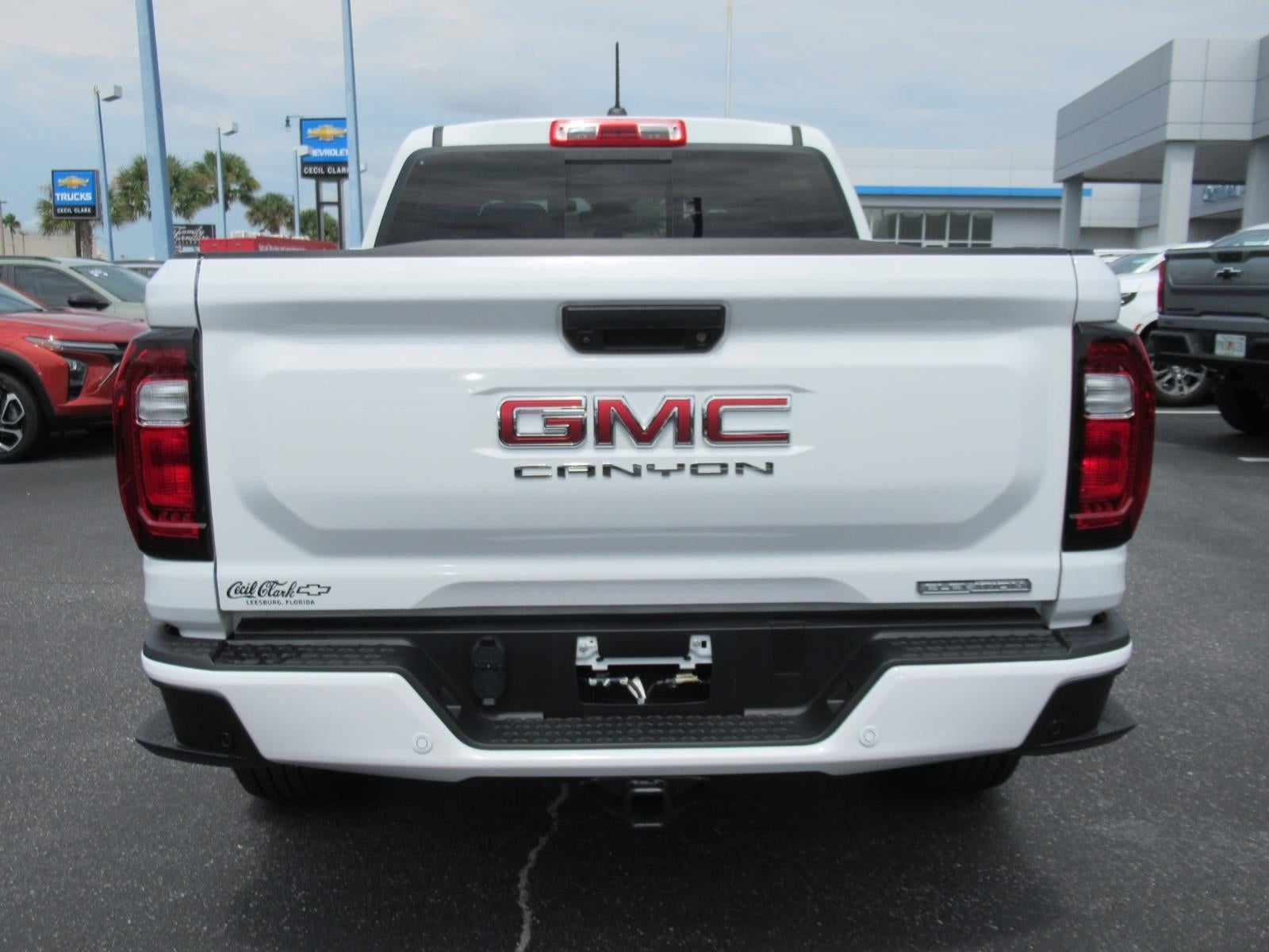 2025 GMC Canyon Elevation