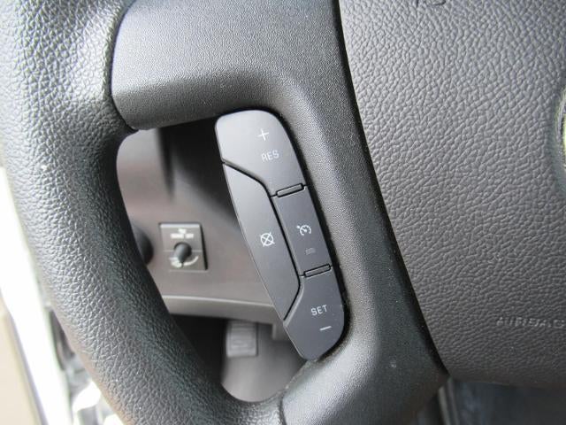 2025 GMC Savana Cargo Base