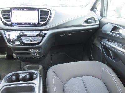 2022 Chrysler Pacifica Touring