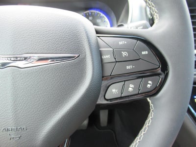 2022 Chrysler Pacifica Touring