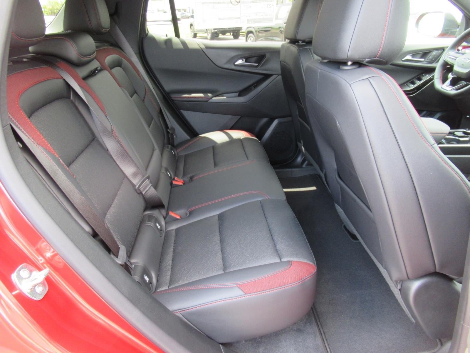 2027 Chevrolet Equinox RS - Photo 31