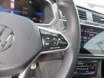 2023 Volkswagen Tiguan SE R-Line Black