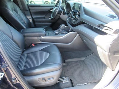 2021 Toyota Highlander XSE